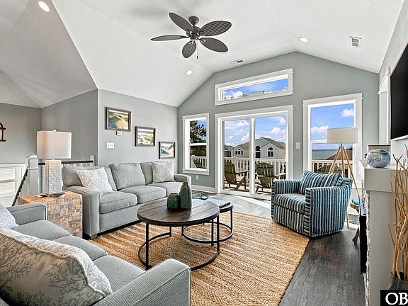 5th image of 864 Ivory Ct