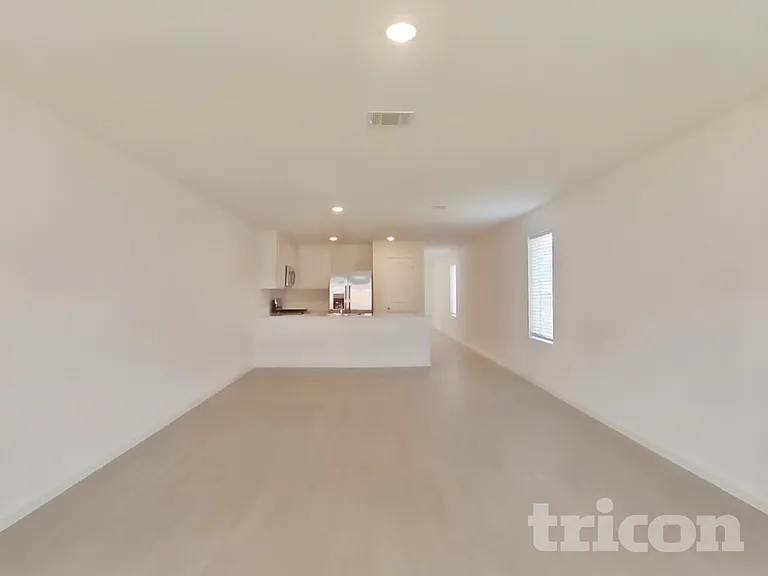 3017 Fantasy Terrace Dr — Photo 3