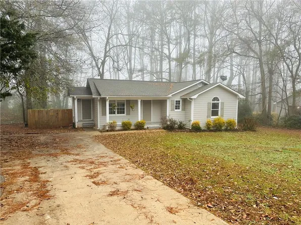 132 Louise Dr, Monroe, GA 30656