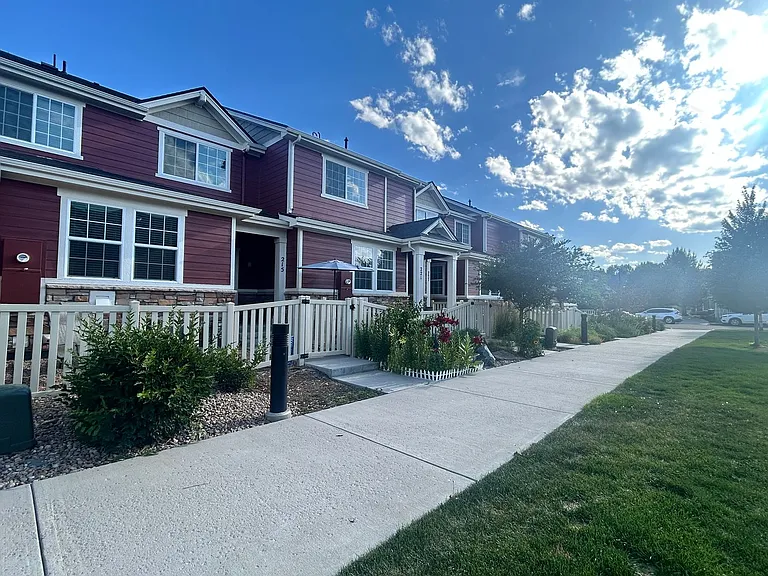 215 Jackson Dr — Photo 13