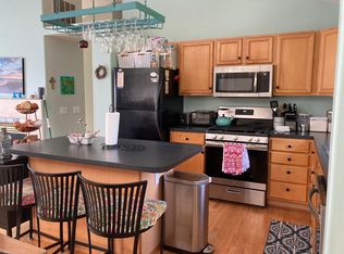 21 Saybrook Ave, Narragansett, RI 02882