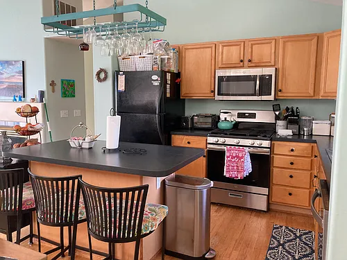 21 Saybrook Ave Photo 1