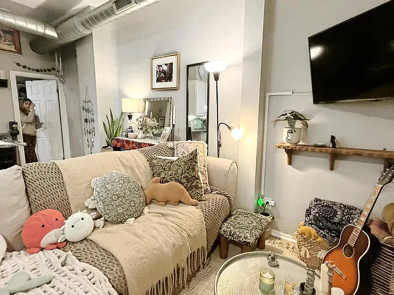 119 W Susquehanna Ave #2210 — Photo 4
