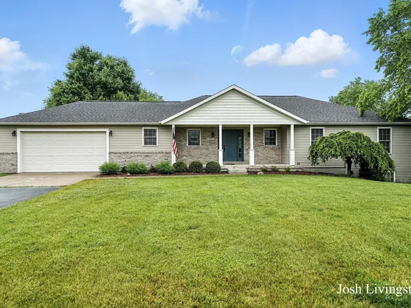 9337 Andrew Farm Dr SE, Alto, MI 49302