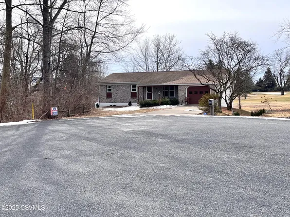 111 Carousel Dr, Selinsgrove, PA 17870