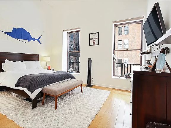 4th image of 311 Church St APT 5