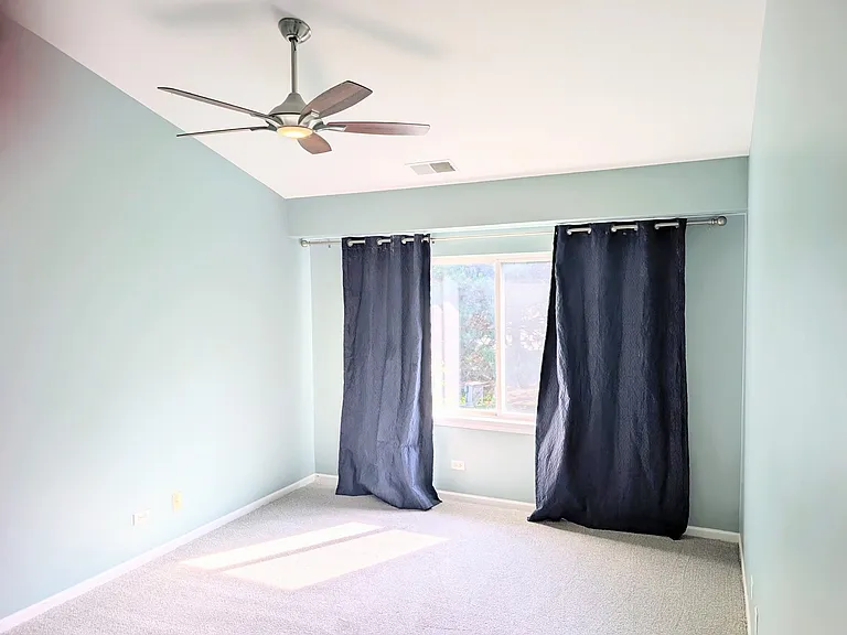 3055 Kentshire Cir — Photo 6