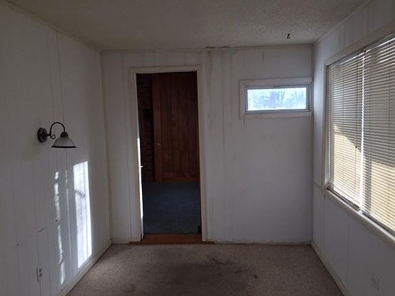 4th image of 529 S 6th St