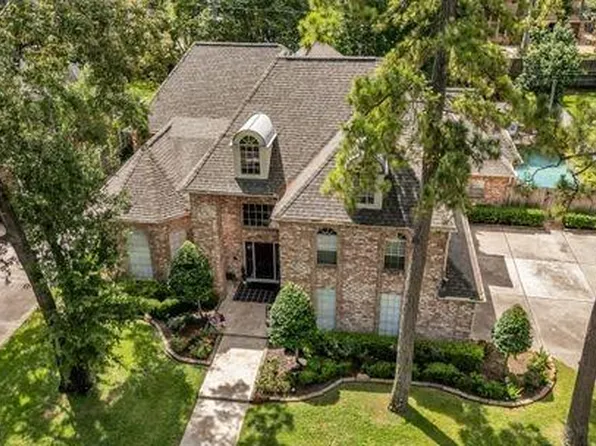 8723 Kennet Valley Rd, Spring, TX 77379