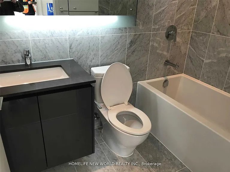 115 McMahon Dr #1212 — Photo 10