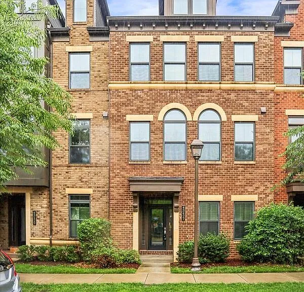 43427 Charitable St — Photo 2