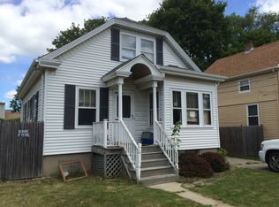 31 Park Dr, Riverside, RI 02915