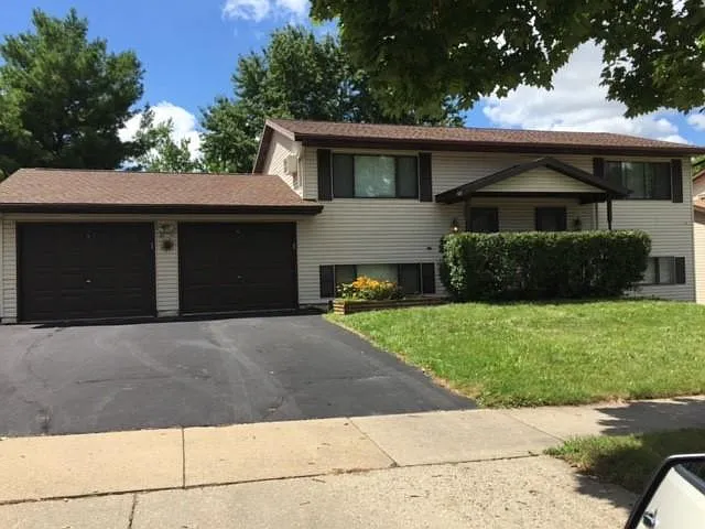 814 Brandie Rd — Photo 1