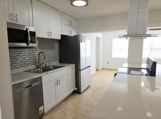 6610 SW 26th St, Hollywood, FL 33023