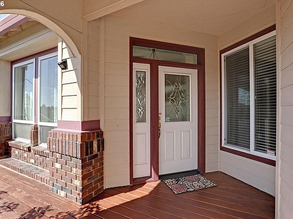 2nd image of 7439 SE 157th Ave