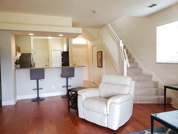 3rd image of 5339 Neil Dr
