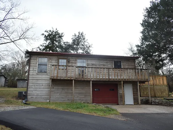 135 Hogans Creek Rd, Carthage, TN 37030