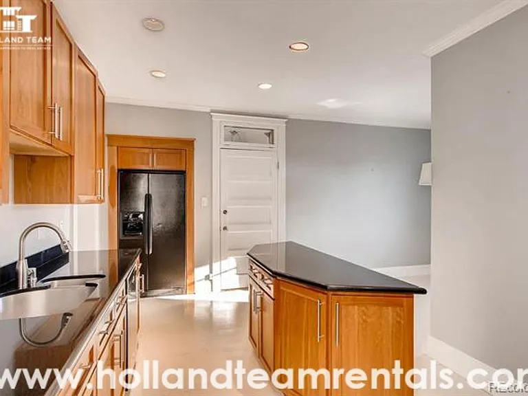 1560 N Ogden St #D — Photo 49