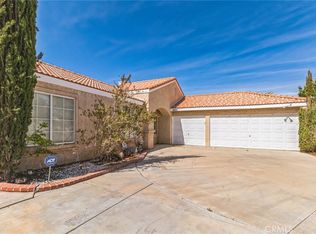 6012 Sandpiper Pl, Palmdale, CA 93552