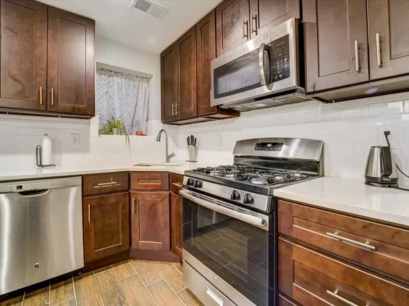 2765 Kennedy Boulevard image 10 of 33