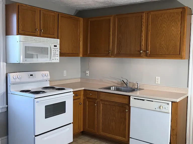 5 Ledyard St #2 — Photo 3