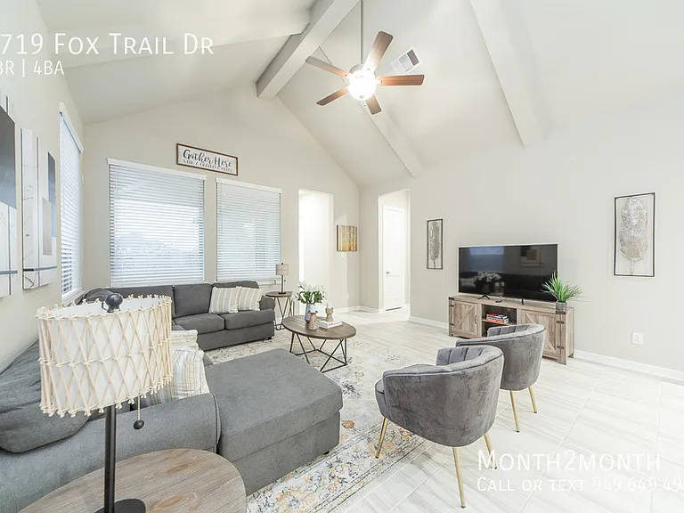 8719 Fox Trail Dr — Photo 11