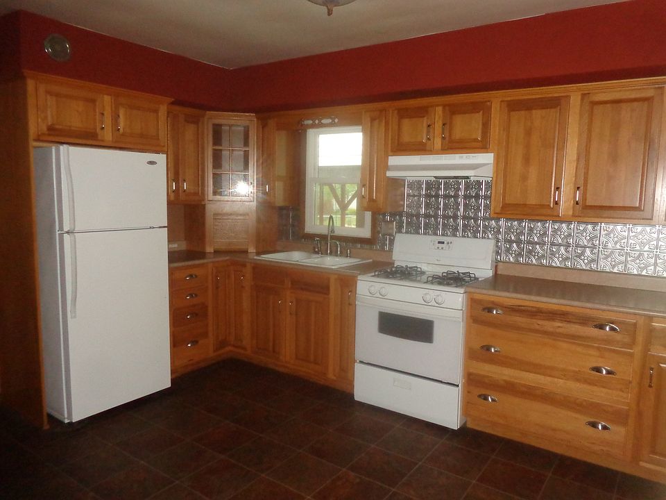 2nd image of 606 Millside Ct