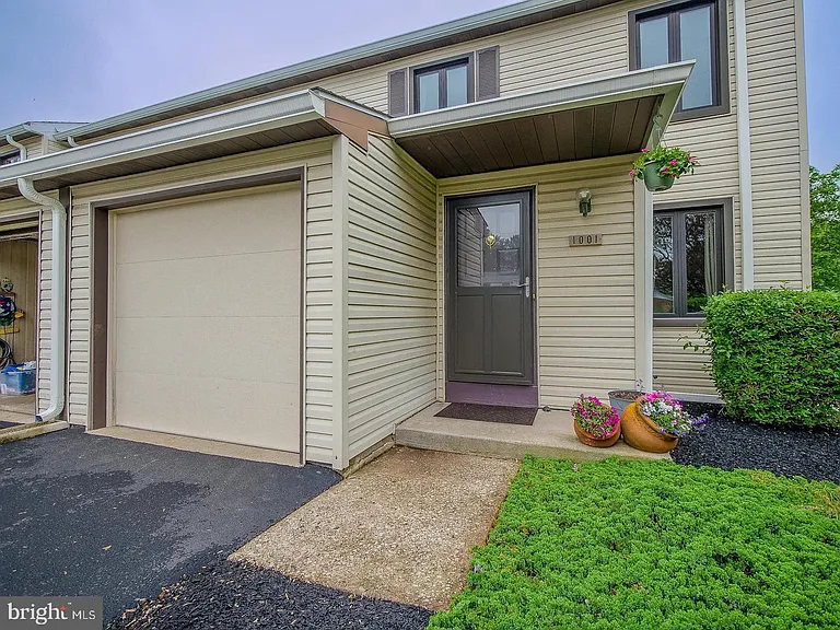 1001 Winfield Ct — Photo 43