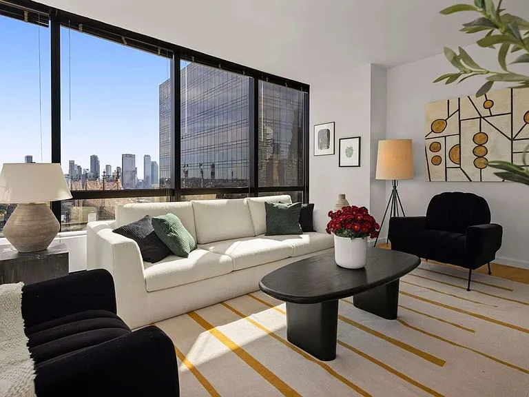 420 E 61st St #33B — Photo 17