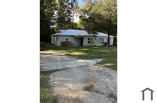 2105 Steiner St Photo 1