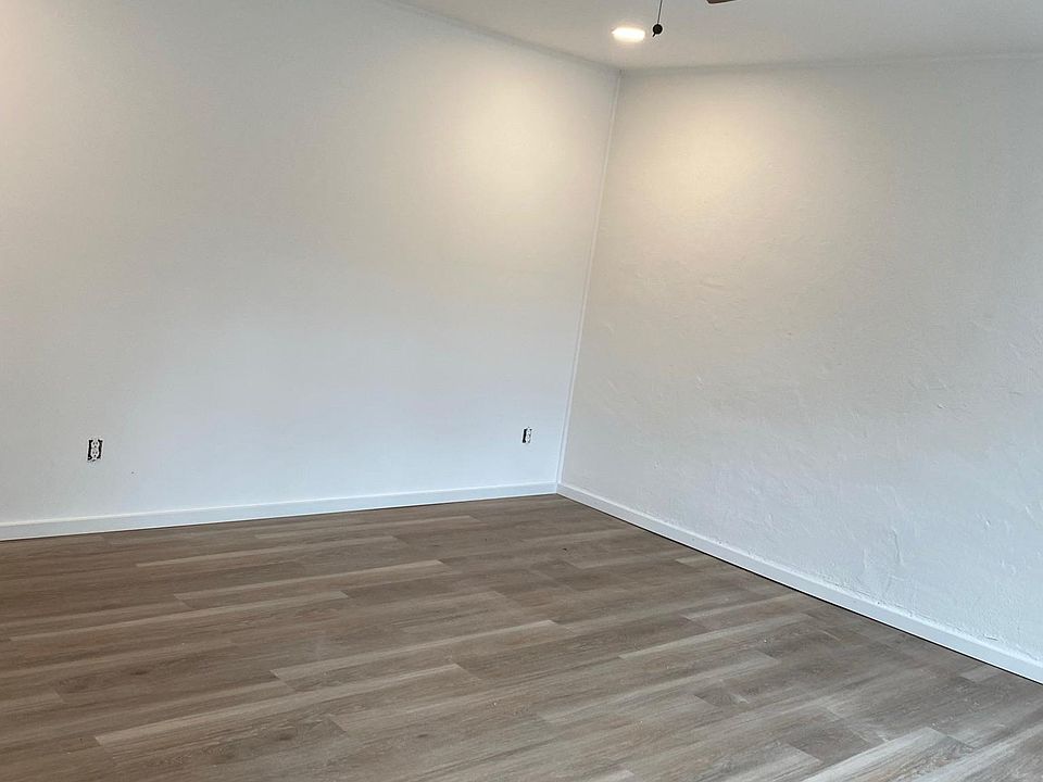 2nd image of 336 3rd Ave APT 8