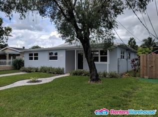 7215 S Waterway Dr, Miami, FL 33155