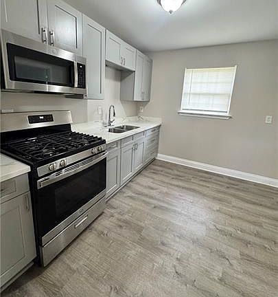 2nd image of 360 Rosedown Dr