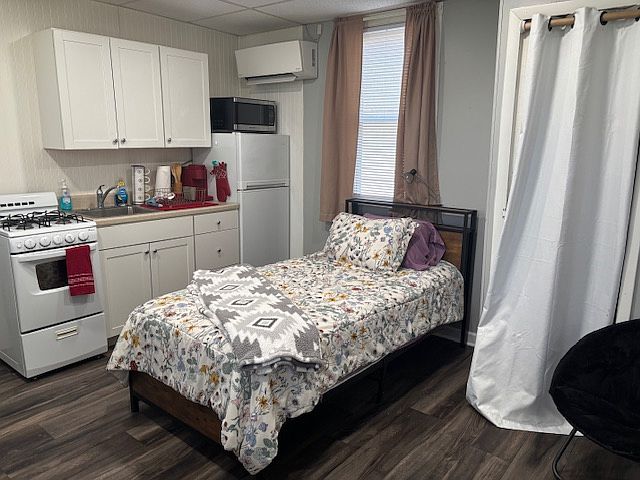 1st image of 2317 Broad St APT 4