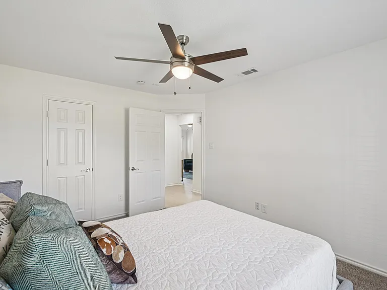 Nandina Way Townhomes — Photo 14