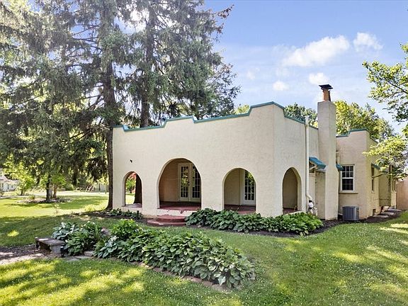 2nd image of 5935 W Mount Auburn Dr
