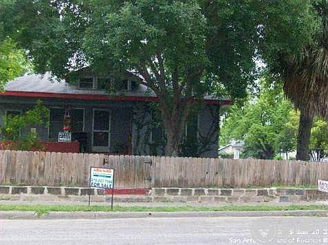 1st image of 102 Baity Ct