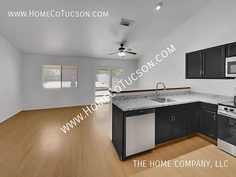 3873 S Havenhurst Dr — Photo 15