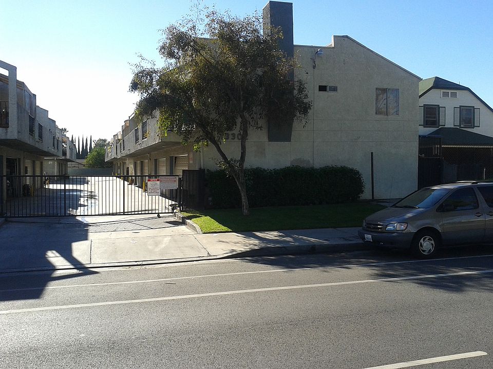 1st image of 13302 Ramona Blvd APT 4
