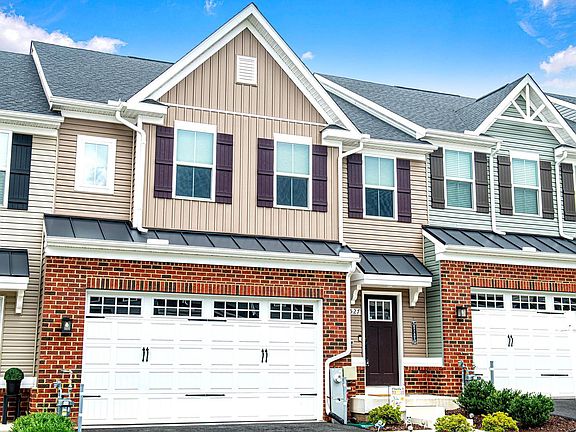 2nd image of 2527 Chessie Way