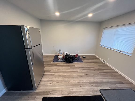4th image of 887 Florida Ave #887