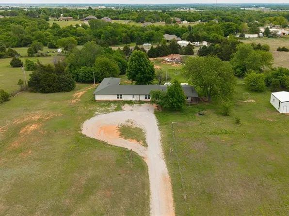 2134 N Rockwell Ave, Newcastle, OK 73065