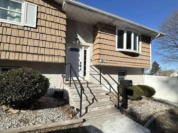 889 North St, Freeland, PA 18224