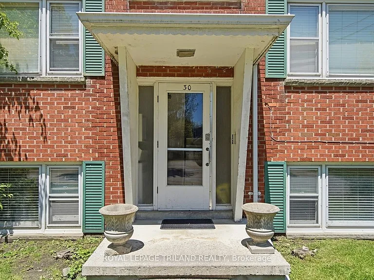 30 McClary Ave #8 — Photo 2