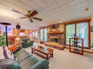 207 Woodmere Way Ct, Saint Charles, MO 63303