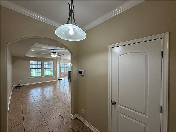 3rd image of 6905 Aaron Dr