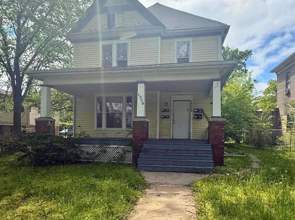 1309 SW Western Ave, Topeka, KS 66604