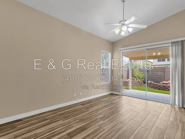 3261 W Ross Dr — Photo 18