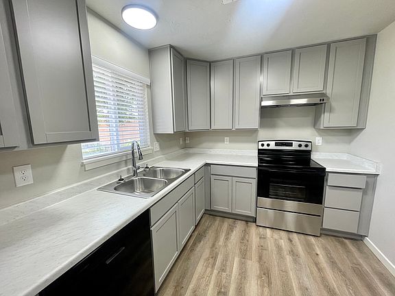 5th image of 1011 De La Vista Ln #Cb55bb60c