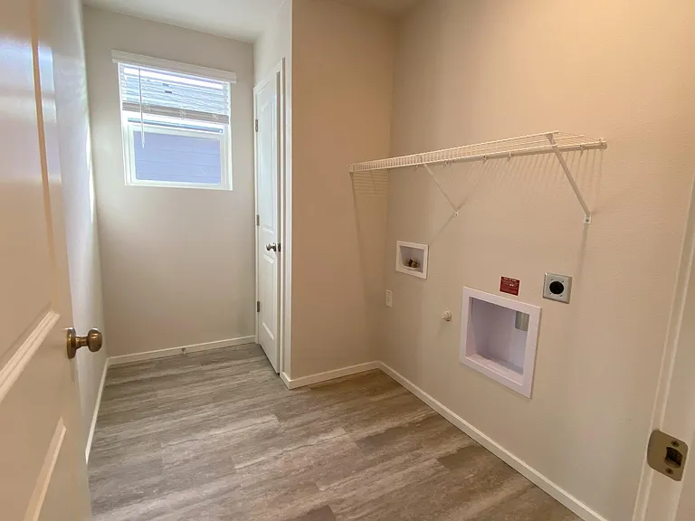 4813 Milo Ave NE — Photo 28